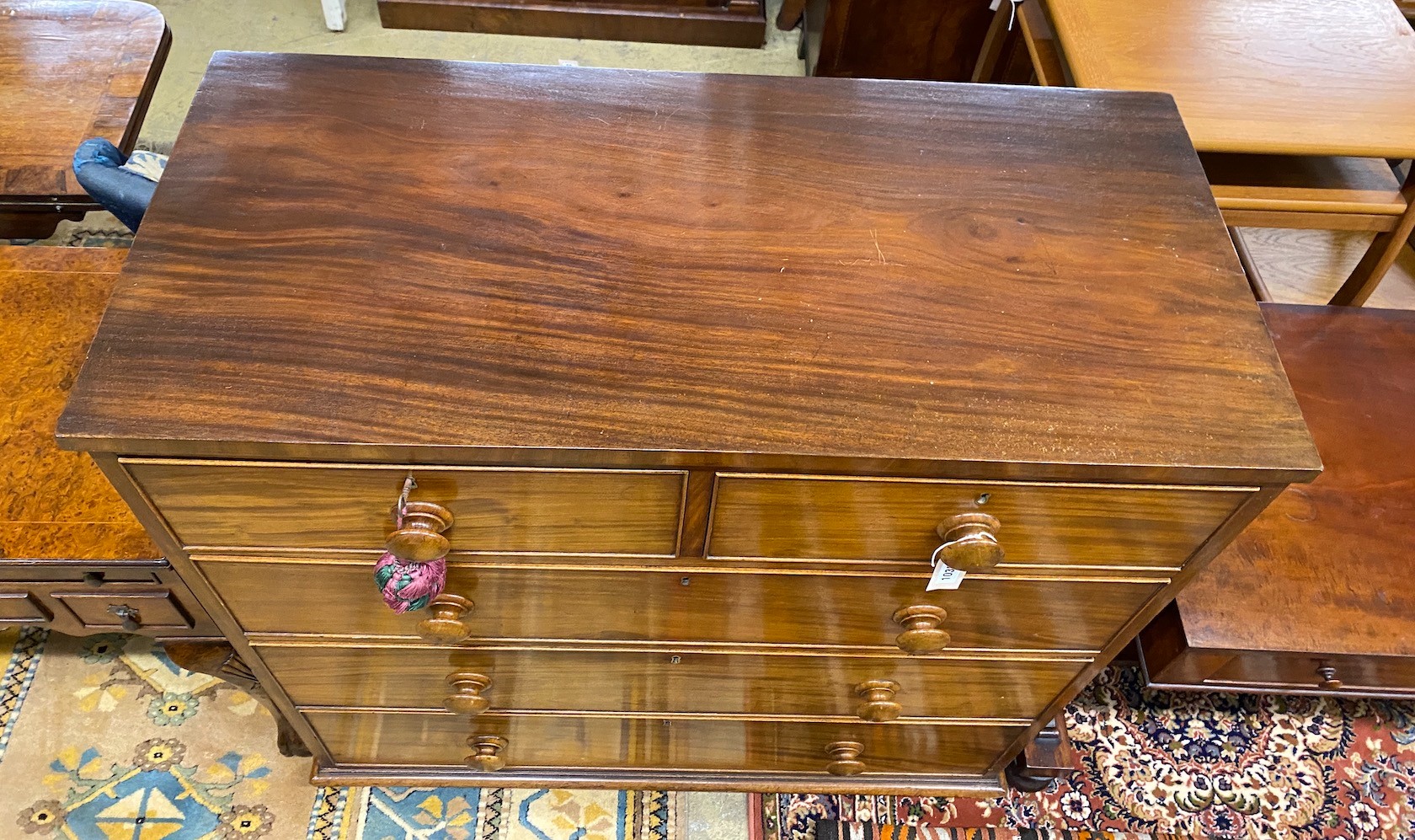 A Victorian mahogany chest of drawers, width 109cm, depth 50cm, height 112cm